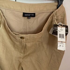 Jones New York size 12 beige / khaki